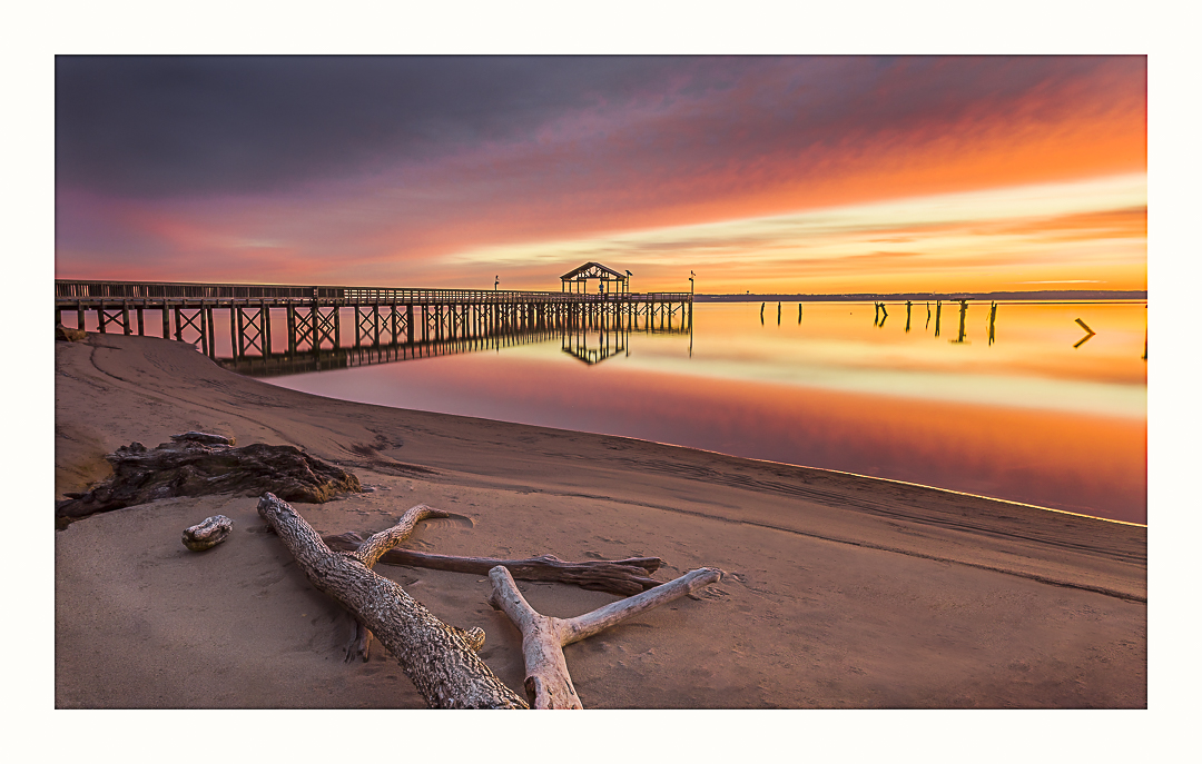 Leesylvania Glow